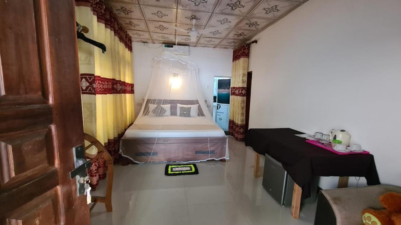 Kavidi Villa Home Stay Tangalle Room photo